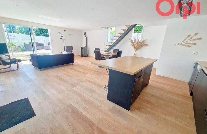 Maison À Vendre 3 chambres — photo 2