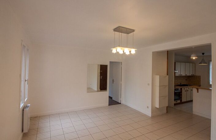 OSNY Appartement 2P À Louer — photo 2