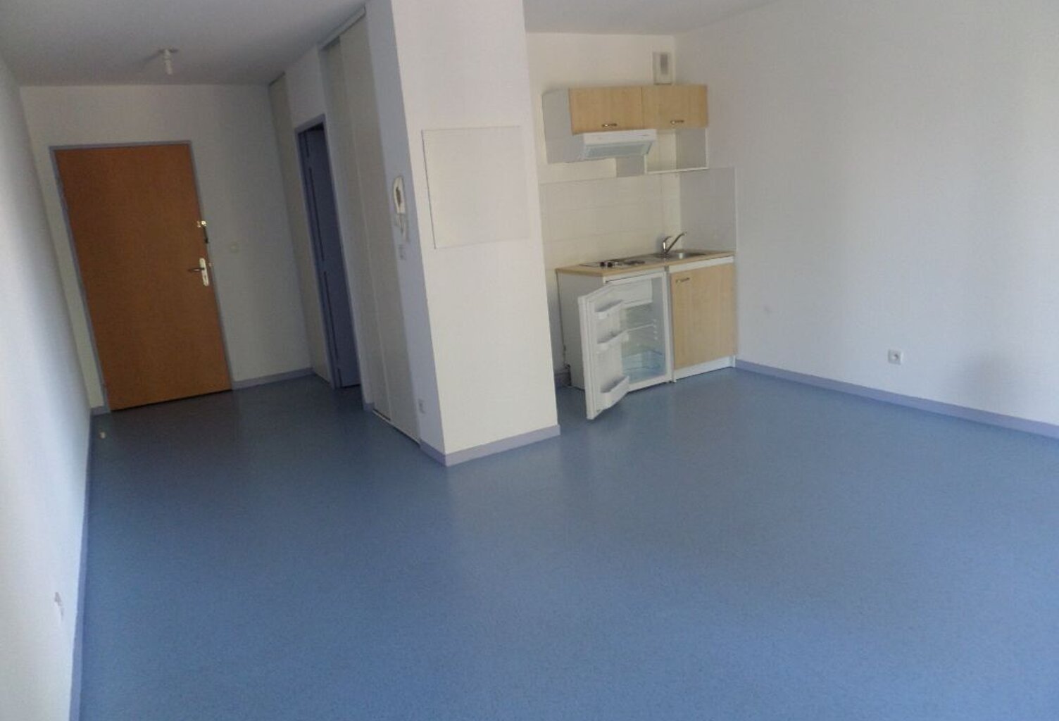 🏢 À LOUER — STUDIO IDÉAL ÉTUDIANT OU JEUNE ACTIF — photo 1