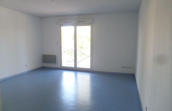 🏢 À LOUER — STUDIO IDÉAL ÉTUDIANT OU JEUNE ACTIF — photo 2
