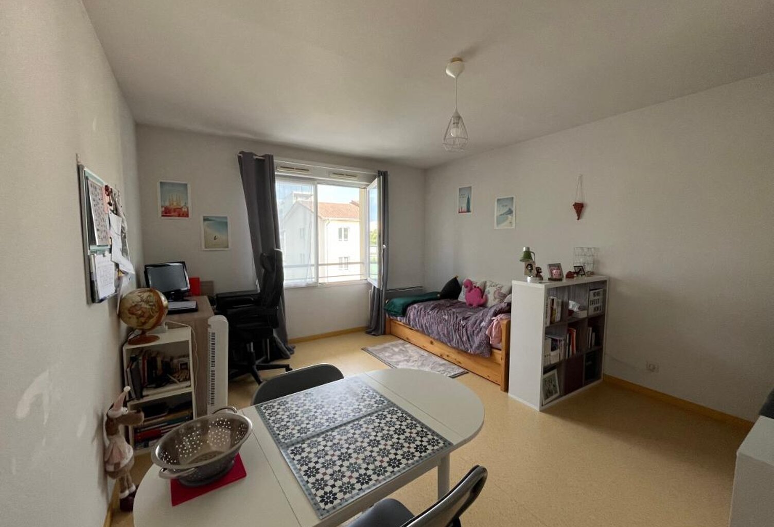 STUDIO à louer - 25m² - proche facs — photo 1