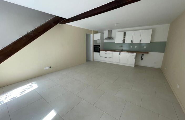 🏡✨ À LOUER – MAISON ENTIÈREMENT RÉNOVÉE ! — photo 4