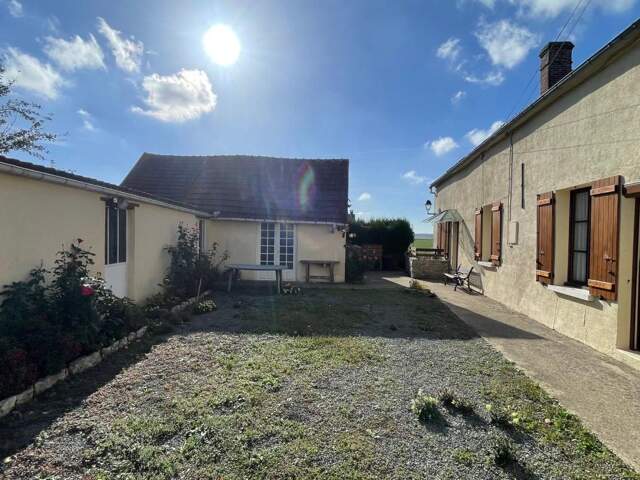 Maison de village 3 chambres avec dépendances — photo du bien