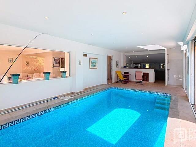 VILLA DE CHARME - MAISON INDEPENDANTE - PISCINE INTÉRIEURE — photo du bien