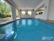 VILLA DE CHARME - MAISON INDEPENDANTE - PISCINE INTÉRIEURE — photo 2