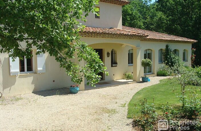VILLA DE CHARME - MAISON INDEPENDANTE - PISCINE INTÉRIEURE — photo 3