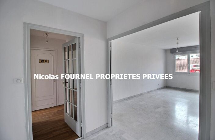 SAINT ETIENNE 42000 Rue Cizeron Location appartement 83m² habitables deux chambres — photo 3