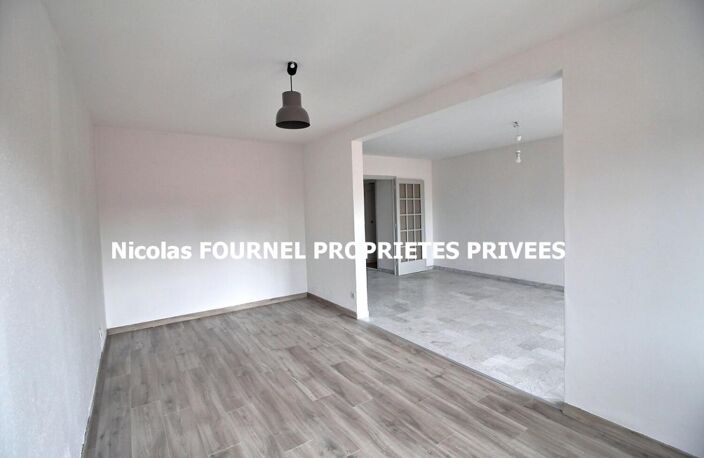 SAINT ETIENNE 42000 Rue Cizeron Location appartement 83m² habitables deux chambres — photo 4