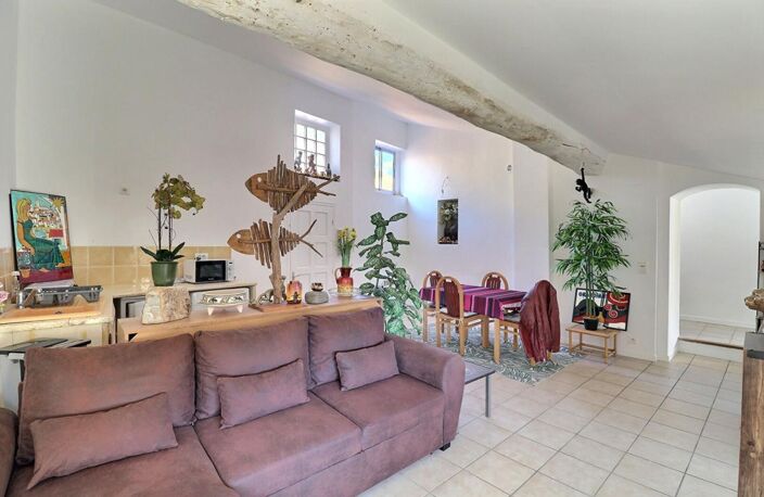 ANDUZE - DERNIER ÉTAGE AVEC TERRASSE PANORAMIQUE EXCEPTIONNELLE — photo 5