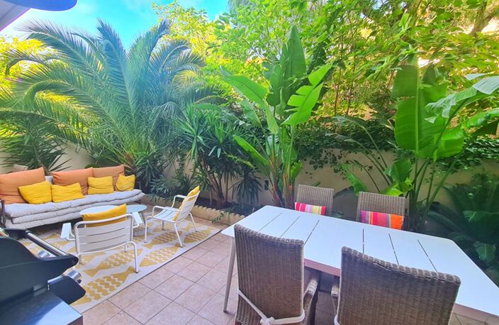 Appartement T4 SANARY- A DEUX PAS DU PORT — photo 2