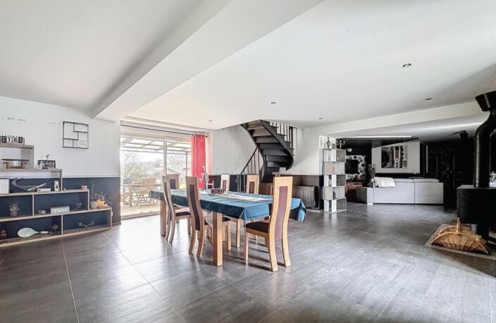 A vendre, propriété de caractère à l'OUEST de Périgueux (24000) à proximité de Neuvic (24190) — photo 3