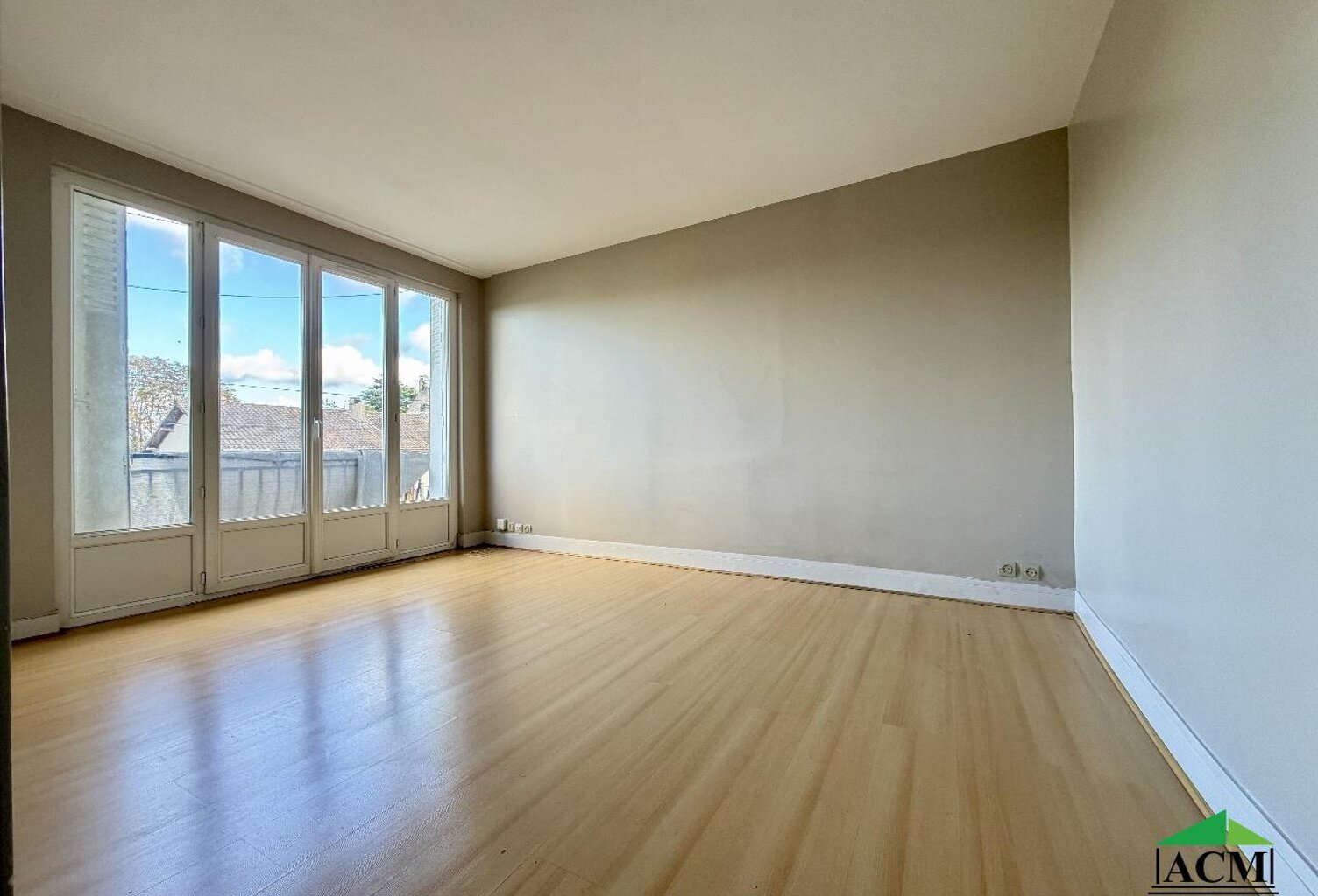 Vente appartement 2 pièces 37 m² Méry-sur-Oise (95540) — photo 1