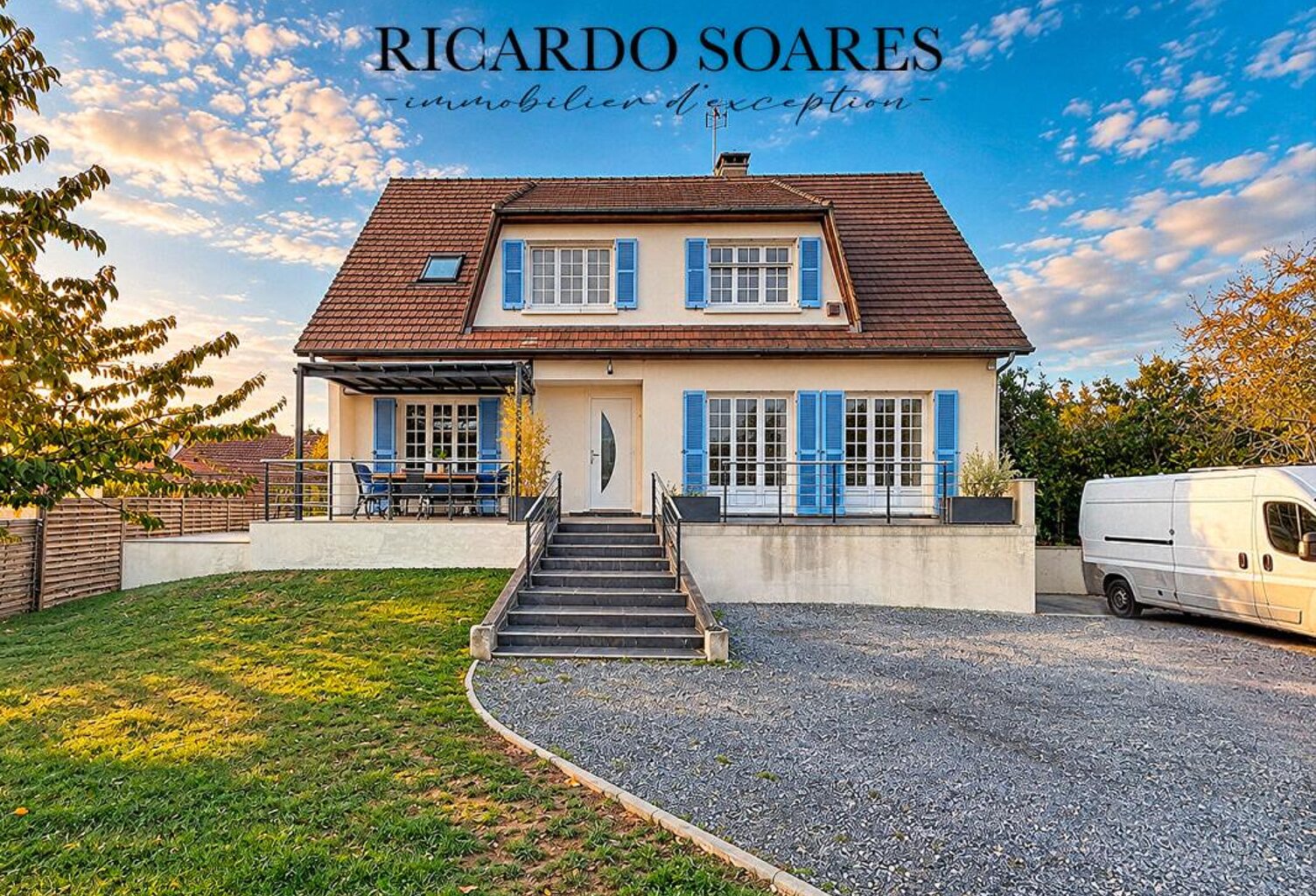 60940 CINQUEUX - BELLE MAISON FAMILIALE DE 179 M² / 6 CHAMBRES / VIVABLE DE PLAIN PIED / TERRAIN DE 919 M² / SOUS-SOL TOTAL — photo 1