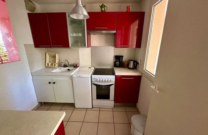 APPARTEMENT F2 DE 46 M² AVEC TERRASSE, CELLIER ET PARKING — photo 3