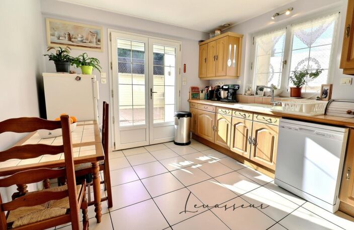Heilles 60250 - Maison Familiale  sejour de +50m² 4 chambres sur 570m² de terrain — photo 3