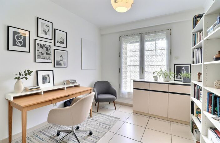 Heilles 60250 - Maison Familiale  sejour de +50m² 4 chambres sur 570m² de terrain — photo 5