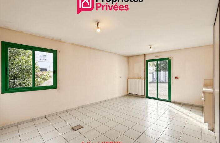 Immeuble Chateaubriant 7 pièce(s) 180 m2, parkings privés — photo 4