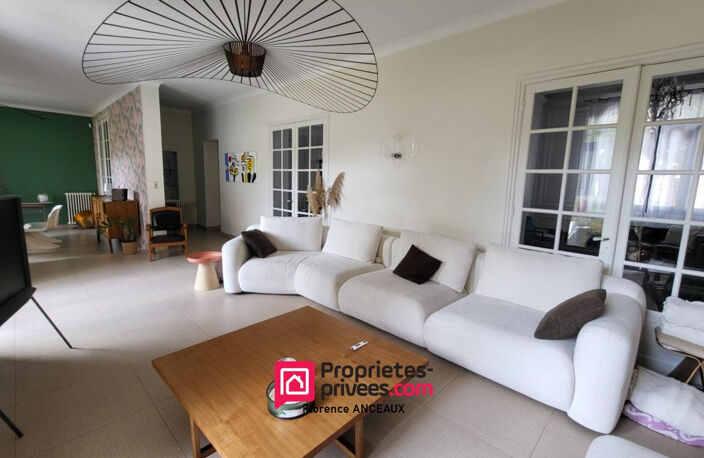BELLE MAISON BOURGEOISE HYPER CENTRE AVEC GRAND JARDIN — photo 3