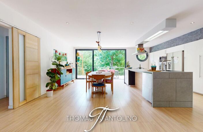 EN EXCLUSIVITE - PLAIN PIED - 3 CHAMBRES - SOUS SOL - PISCINE — photo 5