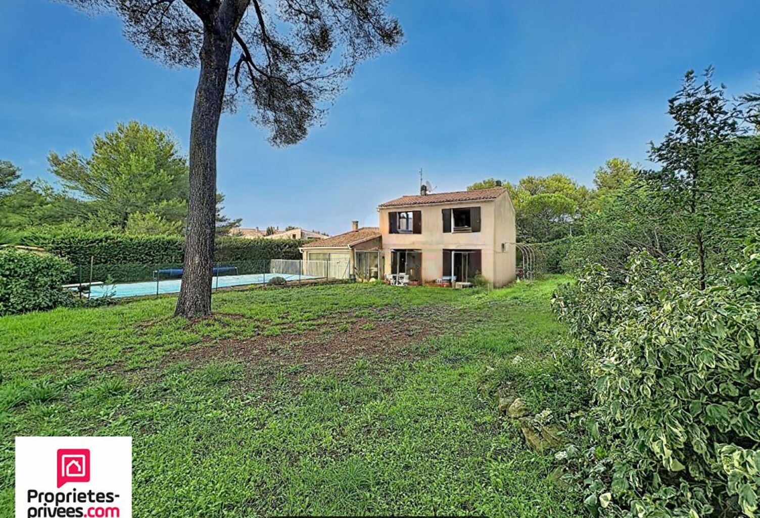 Villa T5 avec piscine et garage sur 1000m² clos sans vis à vis — photo 1