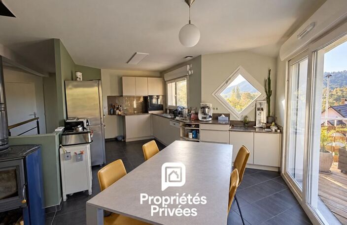 Secteur AVANNE-AVENEY proche accès CHU BESANCON Châteaufarine-Maison contemporaine 4 chambres avec vue prisée et apaisante — photo 3
