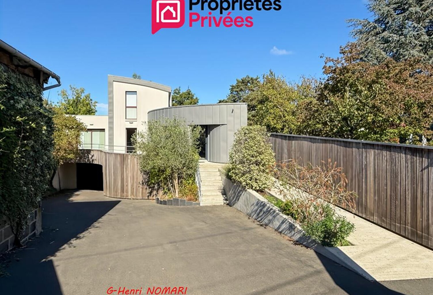 Chateaubriant Centre Ville - proche gare SNCF - Maison 7 pièce(s) 230 m2 - — photo 1
