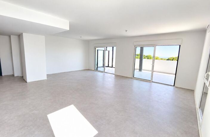 Rare à La Ciotat - T5  107 m2 - Dernier étage - Vue mer - Terrasse 40 m² - SPA - Standing — photo 4