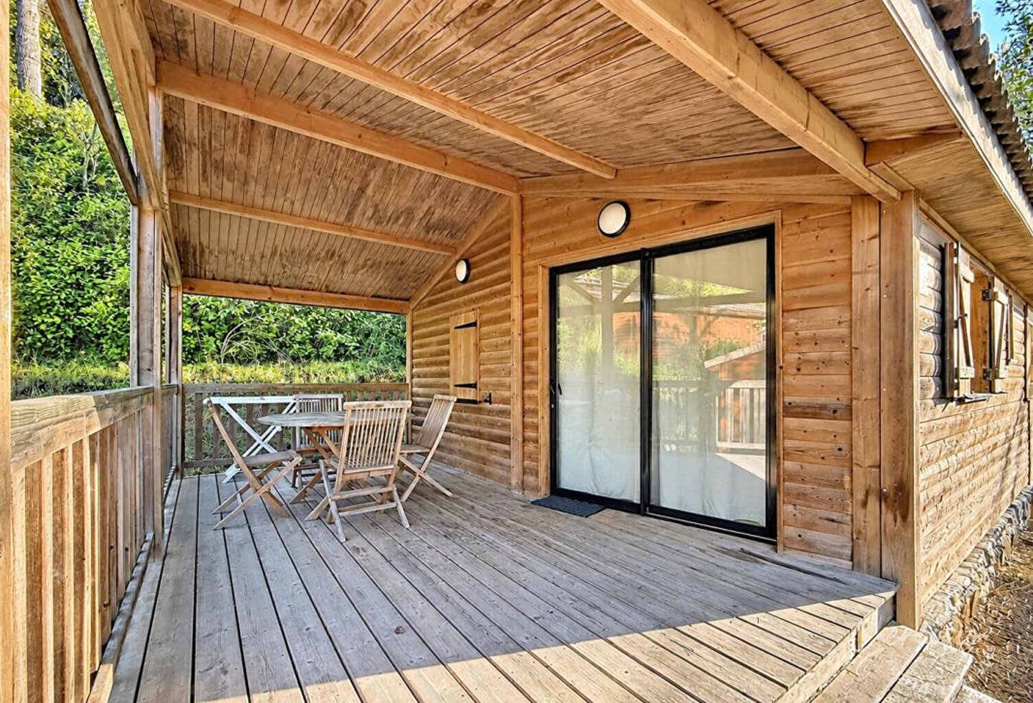 SOLLIES-TOUCAS : COTTAGE DE 34M2 AVEC TERRASSE — photo 1
