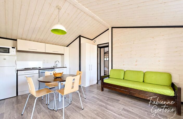 SOLLIES-TOUCAS : COTTAGE DE 34M2 AVEC TERRASSE — photo 3