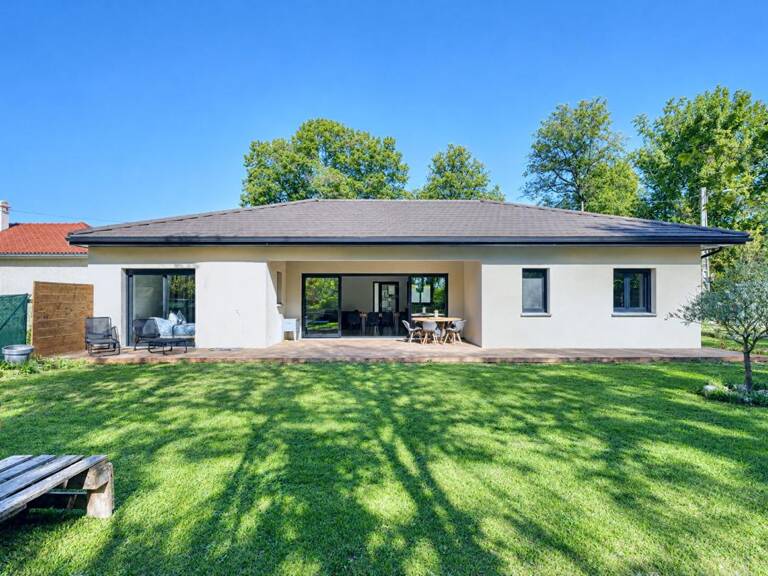 Maison Saint Victor De Morestel - Maison plain pied — photo 1