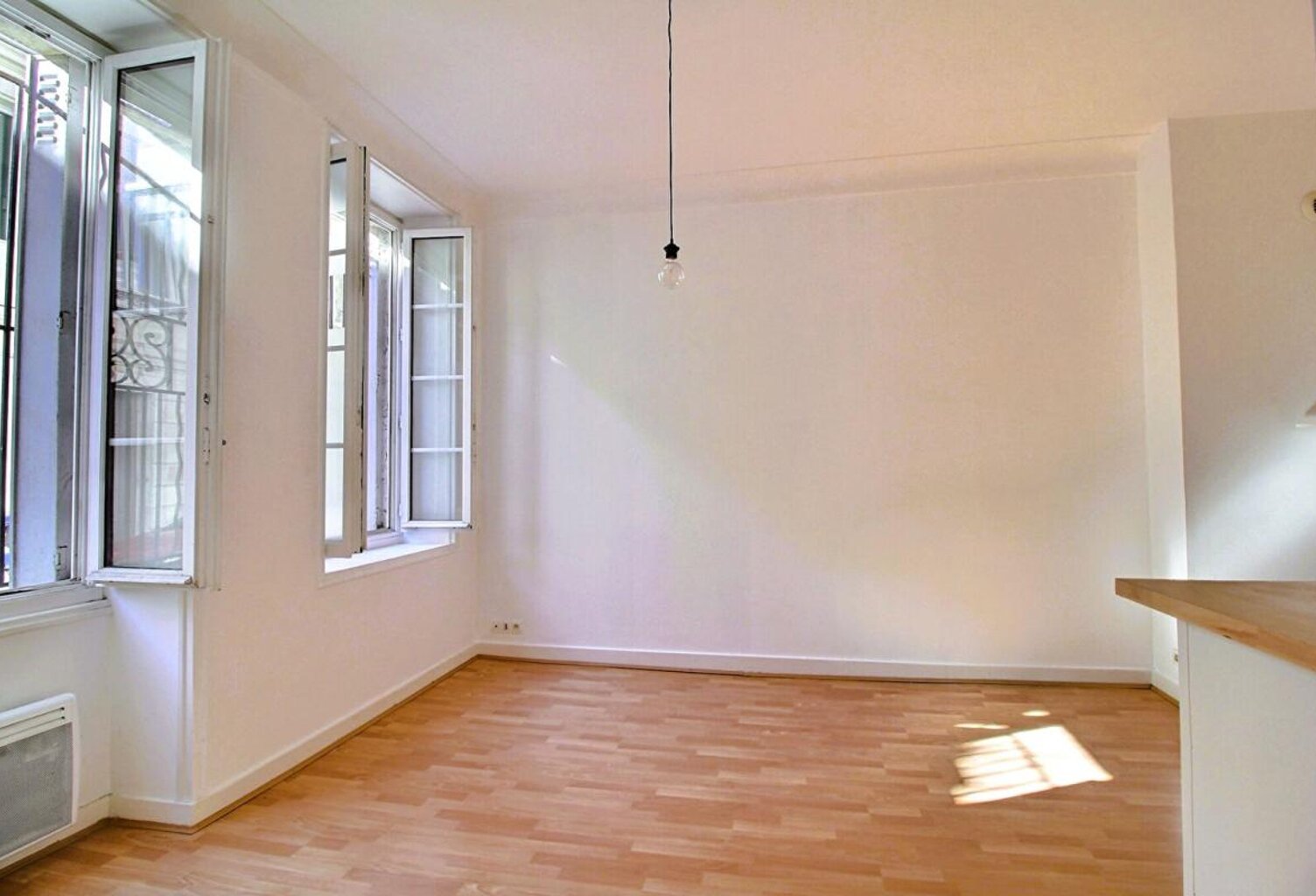 BORDEAUX CENTRE, QUARTIER GAMBETTA / SAINT-SEURIN, UNE OPPORTUNITÉ À SAISIR — photo 1