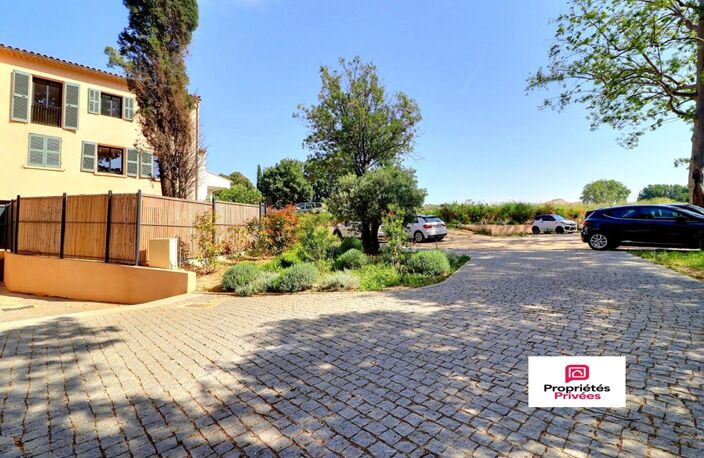 Appartement  Le Castellet 3 pièce(s) 60 m2 avec jardin et places de parking — photo 2