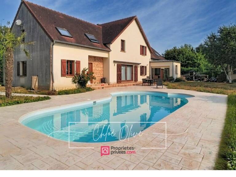 MAISON FAMILIALE 310 m² , PISCINE- VUE DÉGAGÉE , CRÉCY-LA-CHAPELLE — photo 1