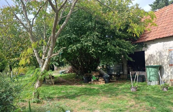 MAISON LASSIGNY, JARDIN, DEPENDANCES — photo 2