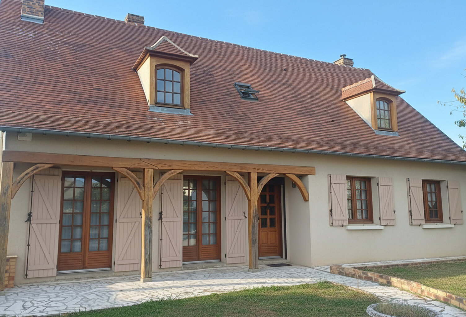 MAISON FAMILIALE SOUS SOL TOTAL JARDIN BATIMENT — photo 1