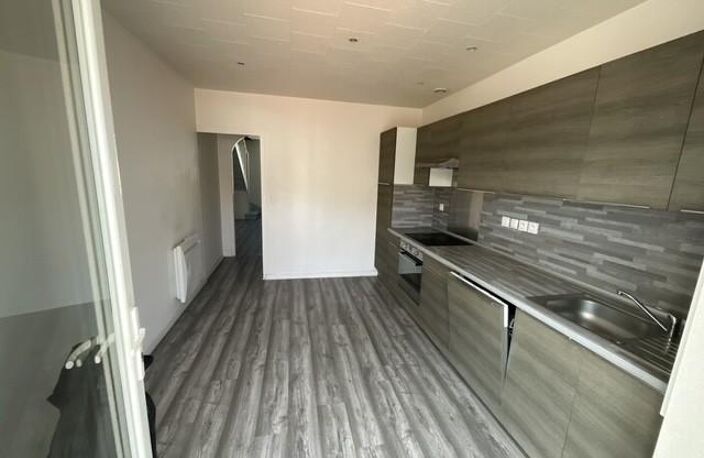 Location appartement 4 pièces 70 m² à Roche-la-Molière (42230) — photo 2