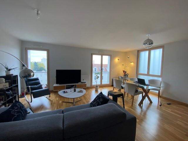 Appartement 3 pièces 77 m² à Villeurbanne — photo du bien