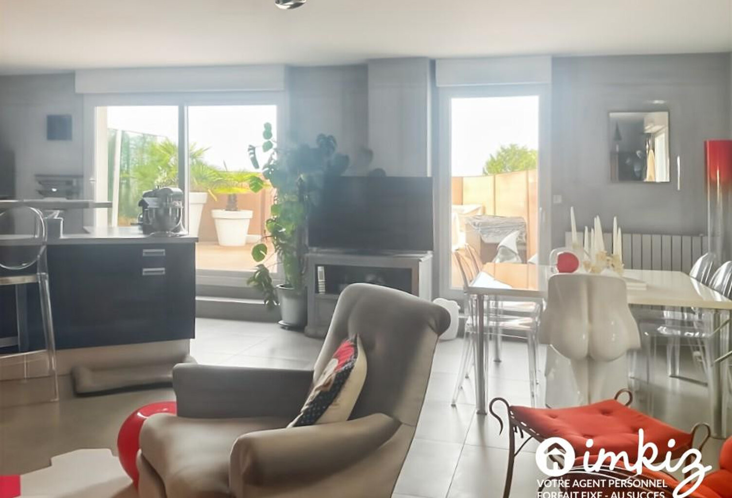 Superbe T4 avec grande terrasse et garages — photo 1