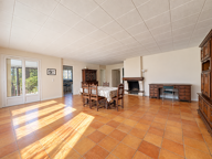 Maison traditionnelle de plain-pied. ST DENIS DE PILE. — photo 2