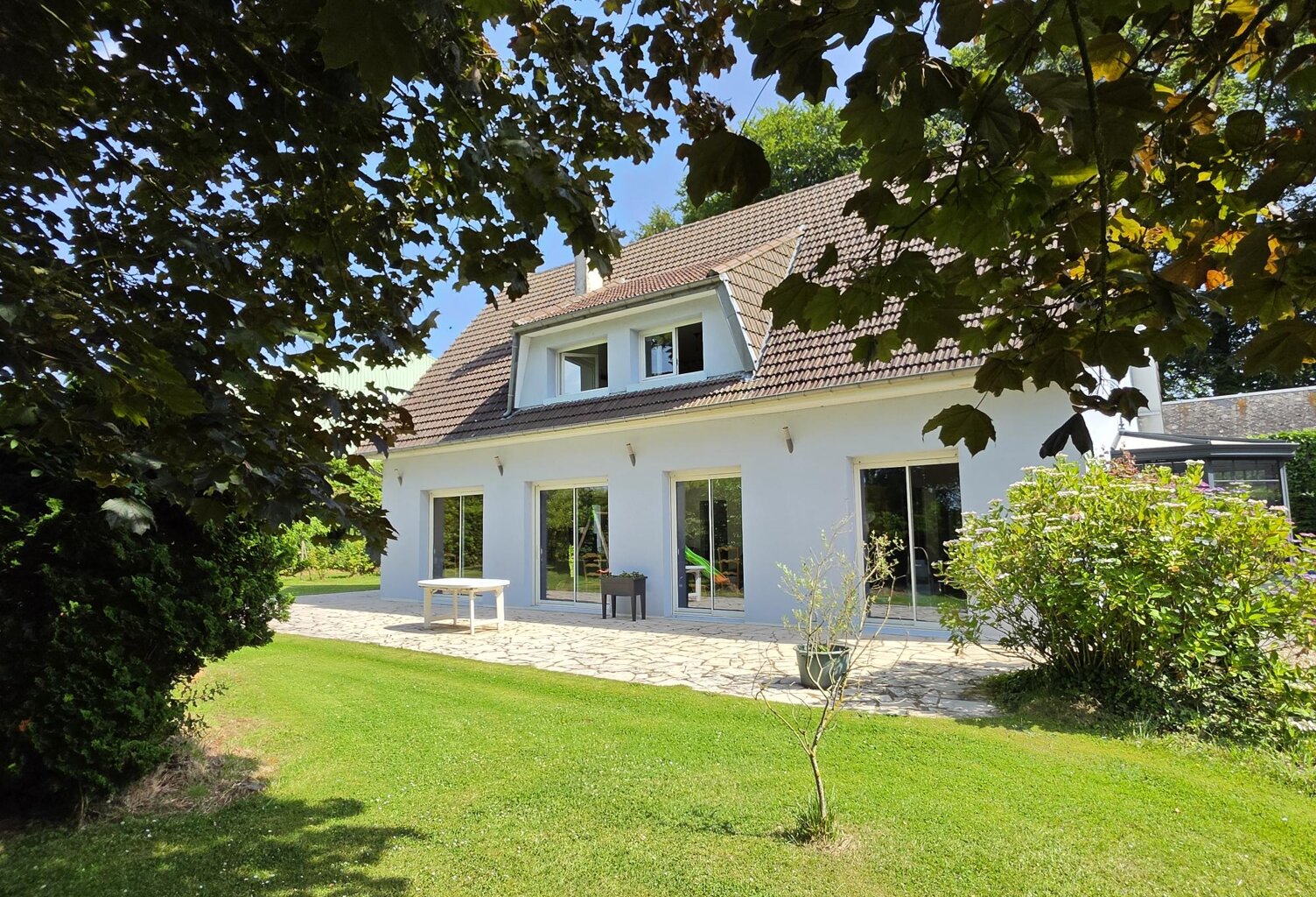 Pavillon familial en très bon état avec vie de plain-pied et bâtiment proche Fécamp — photo 1