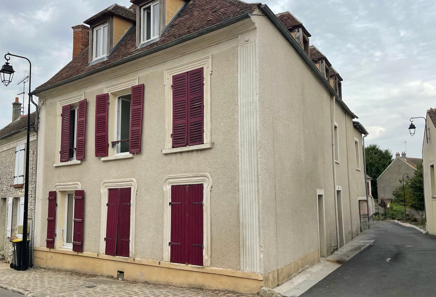 Maison divisée en 3 logements — photo 1