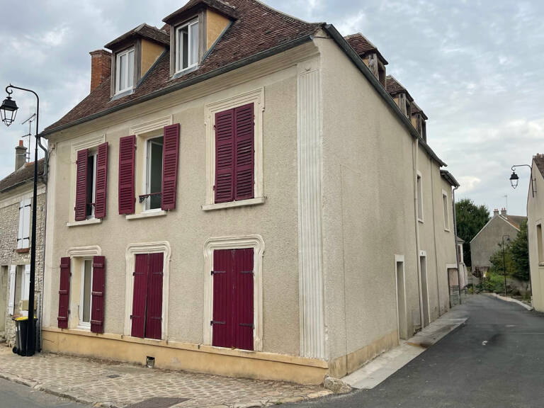 Maison divisée en 3 logements — photo 1