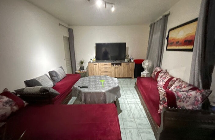 Maison divisée en 3 logements — photo 2