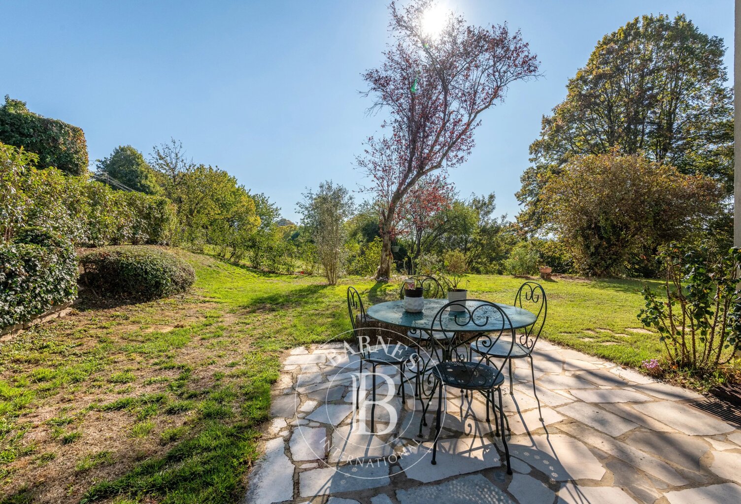 Saint-Didier-au-Mont-d'Or - Maison de 190 m² - Terrain de 2990 m² - 5 chambres - Piscine — photo 1