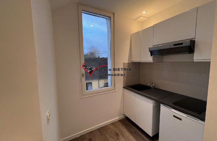 Location appartement 2 pièces 40 m² à L'Isle-Adam (95290) — photo 2