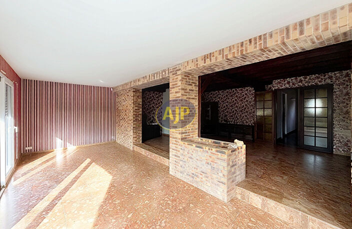 Maison - 6 pieces - 1500m² terrain — photo 2