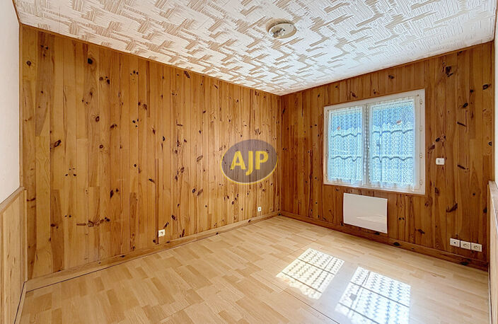 Maison - 6 pieces - 1500m² terrain — photo 4