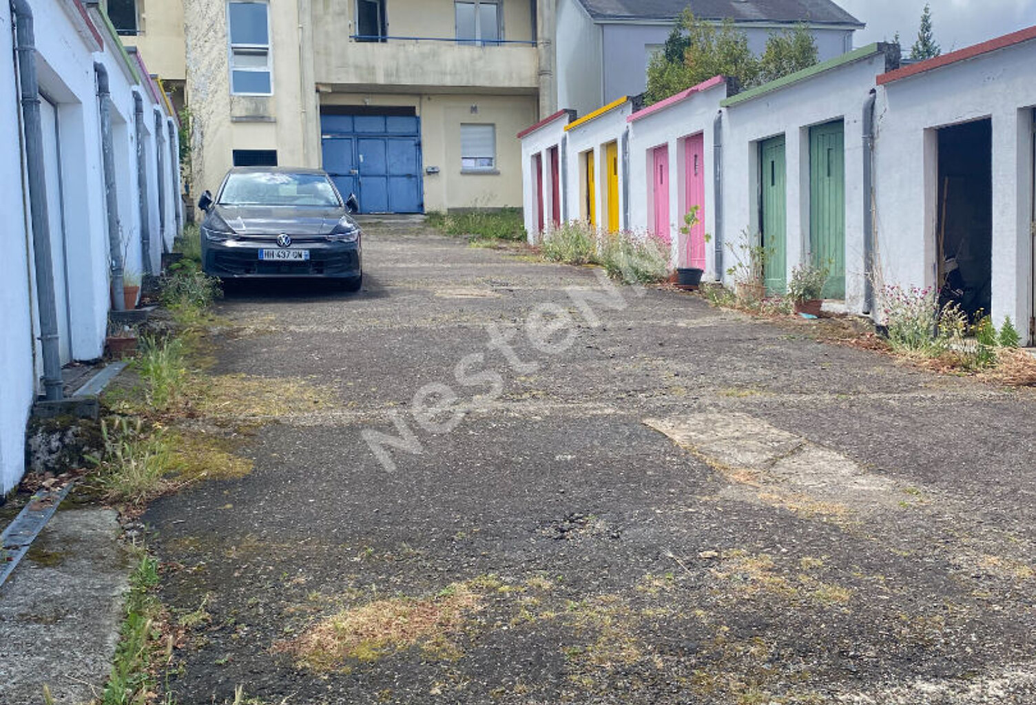 Nantes Saint-Félix - Garage et caveau à vendre dans petite copropriété — photo 1