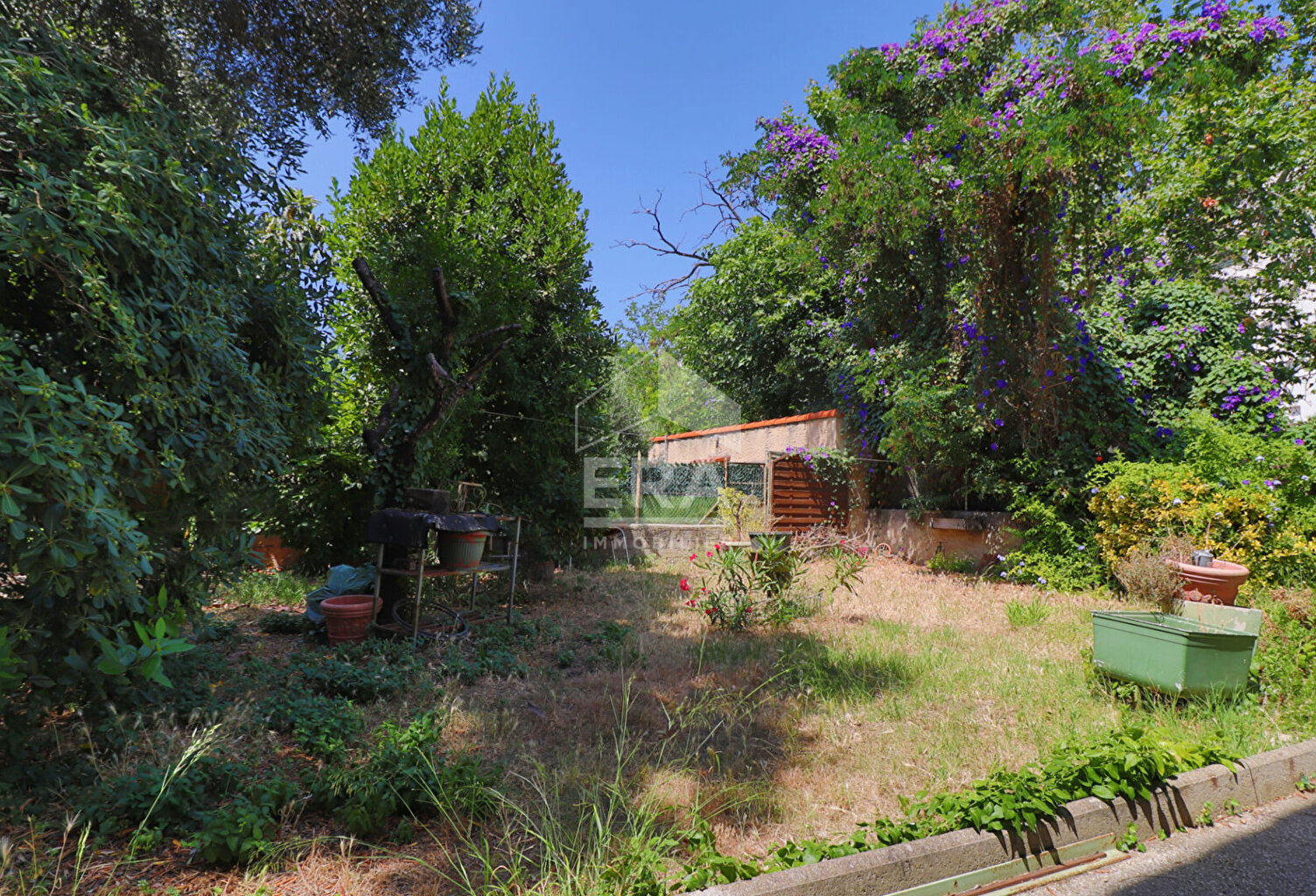 Maison plain-pied - Type 3 - Fort potentiel - Pont de Vivaux - Jardin - Piscinable - Parking — photo 1