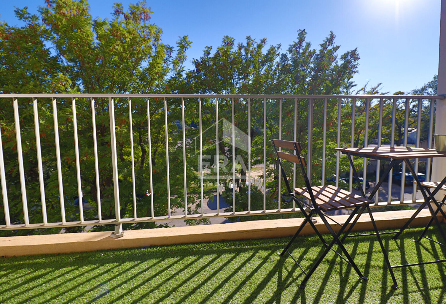 Appartement T2 - MEUBLE - Secteur Beaudinard - Place de parking - Expo Sud — photo 1